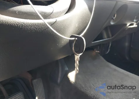 2005 Chevrolet Silverado 1500 Ls z USA, uszkodzony, nr VIN 2GCEC19V651204976